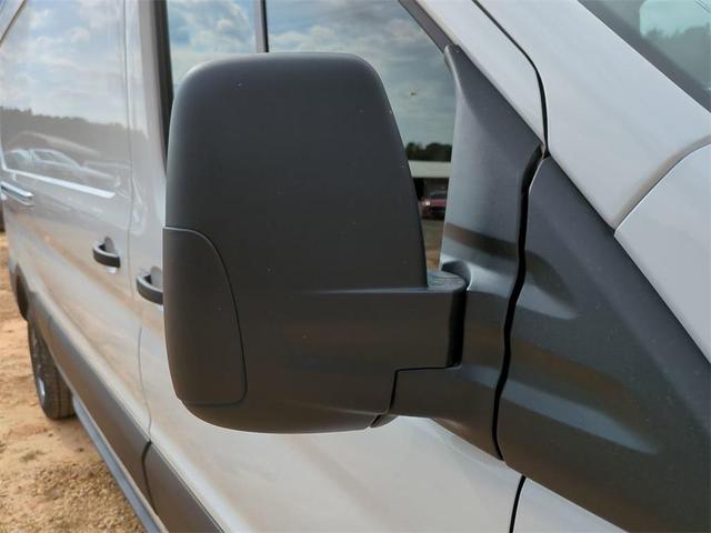 Photo of 2026 Oxford White Ford Transit-250