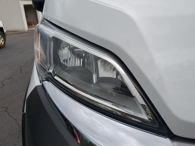 Photo of 2023 Bright White Clearcoat RAM ProMaster 2500