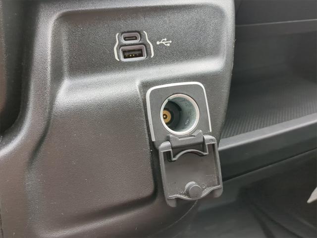 Photo of 2023 Bright White Clearcoat RAM ProMaster 2500