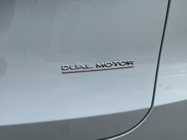 Photo of 2022 Pearl White Multi-Coat Tesla Model Y