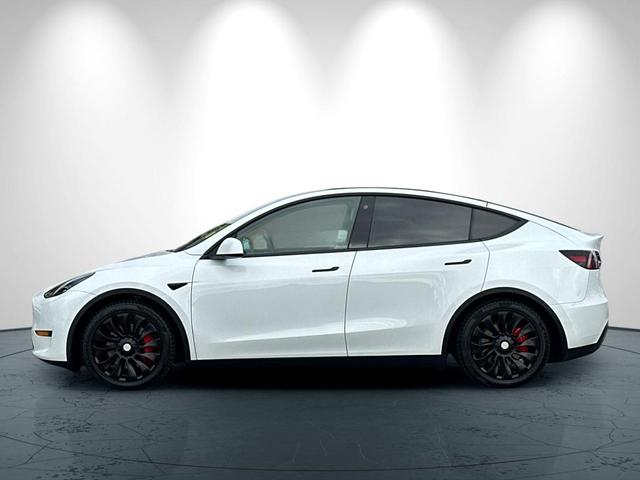 Photo of 2022 Pearl White Multi-Coat Tesla Model Y