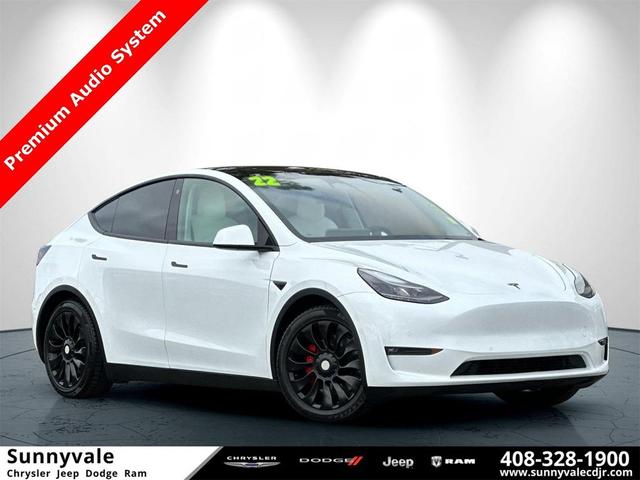 Photo of 2022 Pearl White Multi-Coat Tesla Model Y