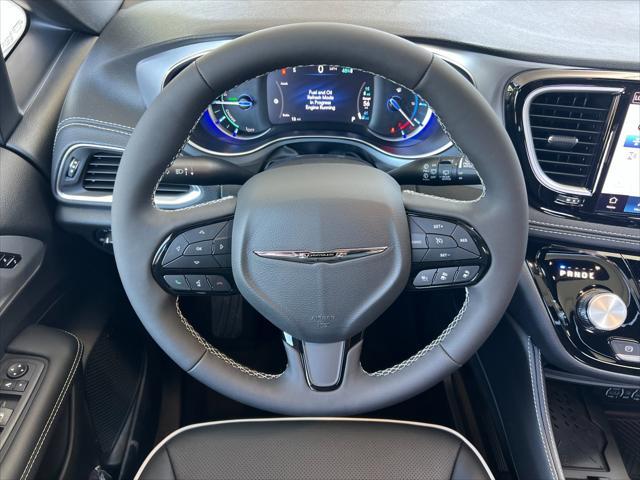 Photo of 2025 Fathom Blue Pearlcoat Chrysler Pacifica Hybrid