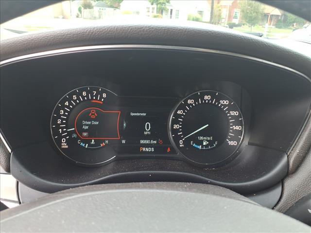 Photo of 2018 White Lincoln MKC