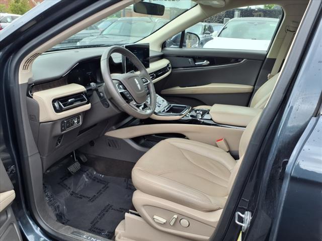 Photo of 2022 Flight Blue Clearcoat Metallic Lincoln Nautilus