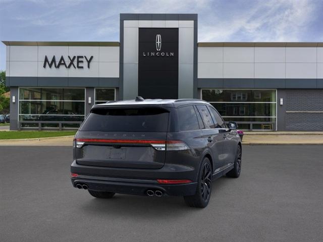 Photo of 2025 Infinite Black Metallic Lincoln Aviator