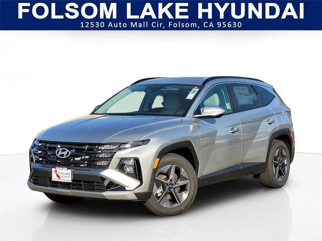 Photo of 2025 Shimmering Silver Hyundai TUCSON