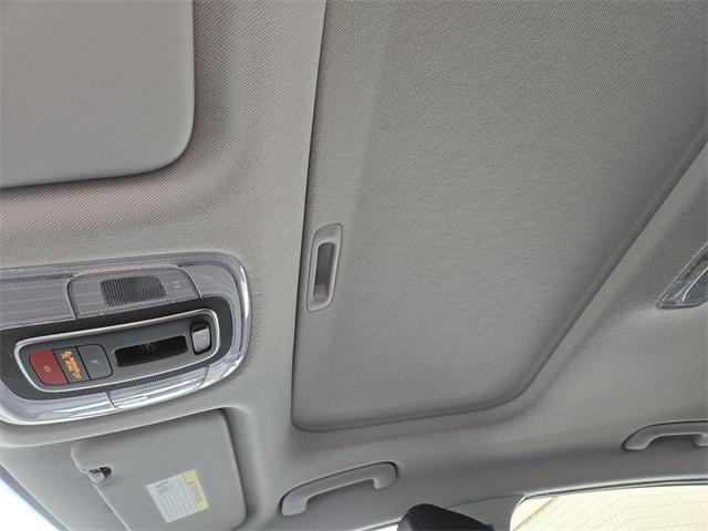 Photo of 2025 Amazon Gray Hyundai ELANTRA