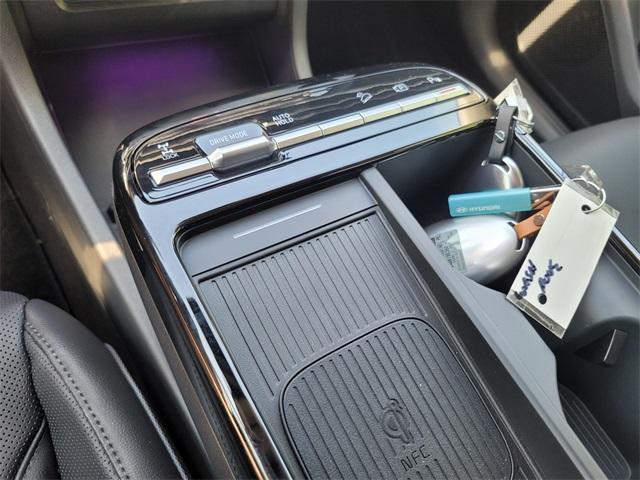 Photo of 2025 Amazon Gray Hyundai TUCSON Hybrid
