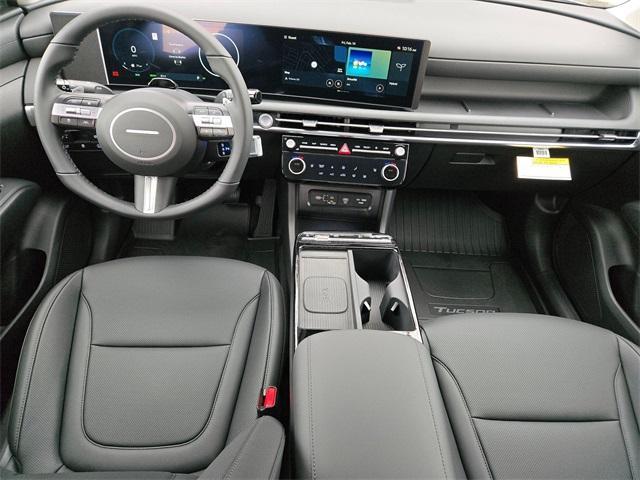 Photo of 2025 Shimmering Silver Hyundai TUCSON Hybrid