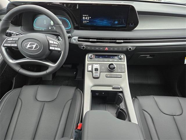 Photo of 2025 Abyss Black Pearl Hyundai PALISADE