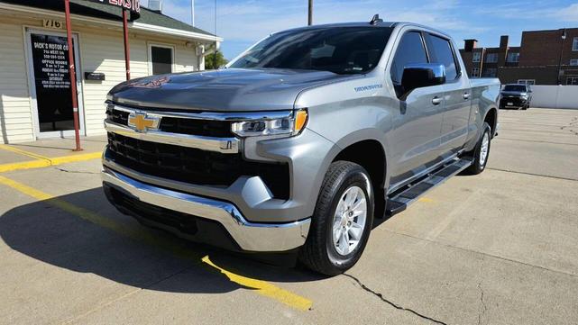 Photo of 2024 Gray Chevrolet Silverado 1500