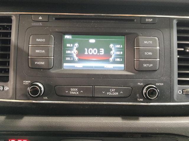 Photo of 2017 Midnight Sapphire Kia Sedona