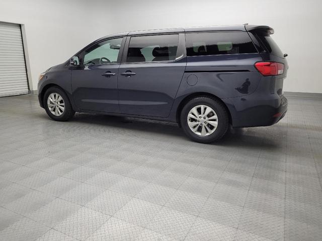 Photo of 2017 Midnight Sapphire Kia Sedona