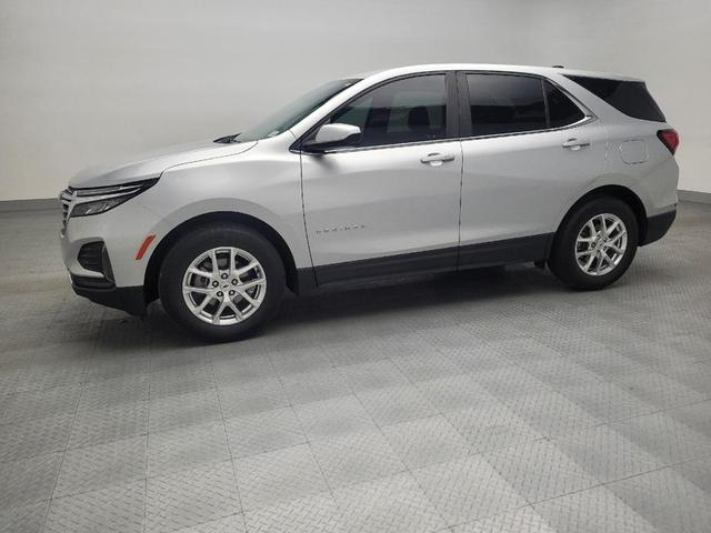 Photo of 2022 Silver Ice Metallic Chevrolet Equinox