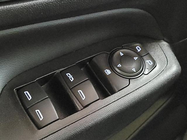 Photo of 2022 Silver Ice Metallic Chevrolet Equinox