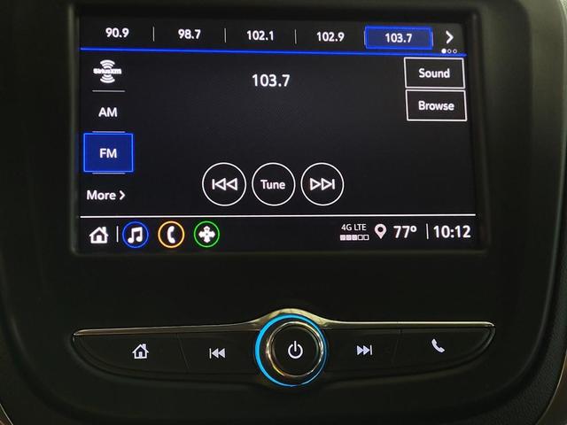 Photo of 2022 Silver Ice Metallic Chevrolet Equinox