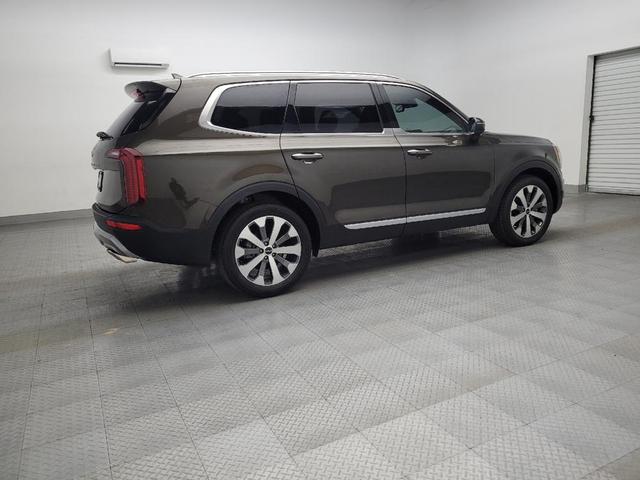 Photo of 2022 Dark Moss Kia Telluride