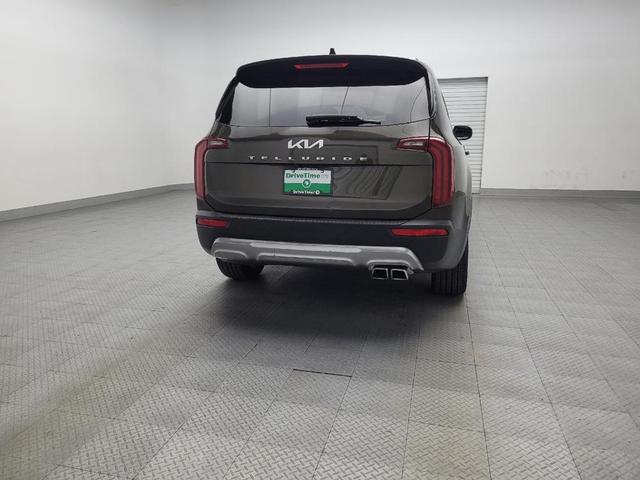 Photo of 2022 Dark Moss Kia Telluride