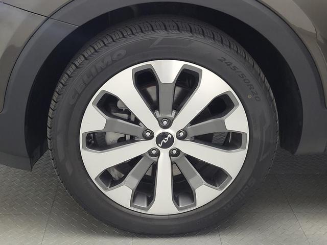 Photo of 2022 Dark Moss Kia Telluride
