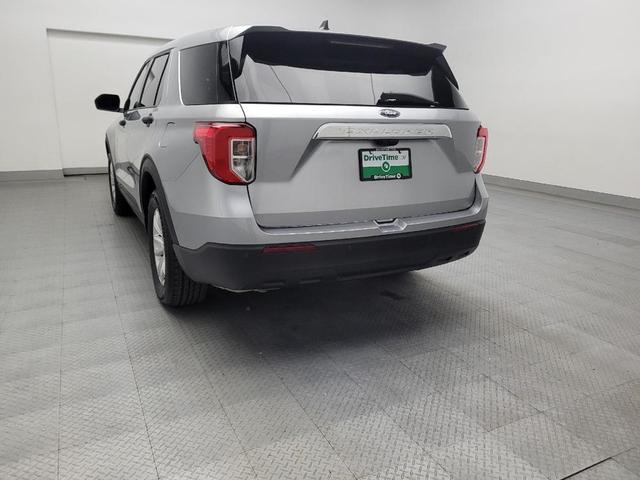 Photo of 2021 Iconic Silver Metallic Ford Explorer