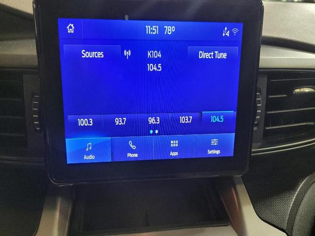 Photo of 2021 Iconic Silver Metallic Ford Explorer