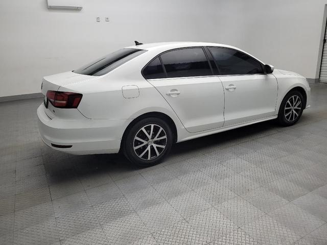 Photo of 2017 White Volkswagen Jetta