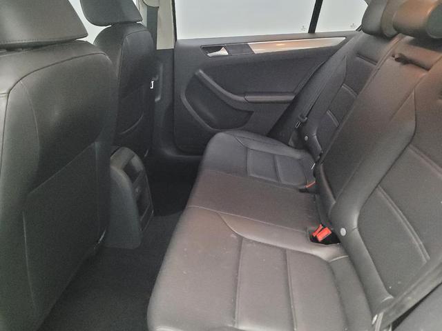 Photo of 2017 White Volkswagen Jetta