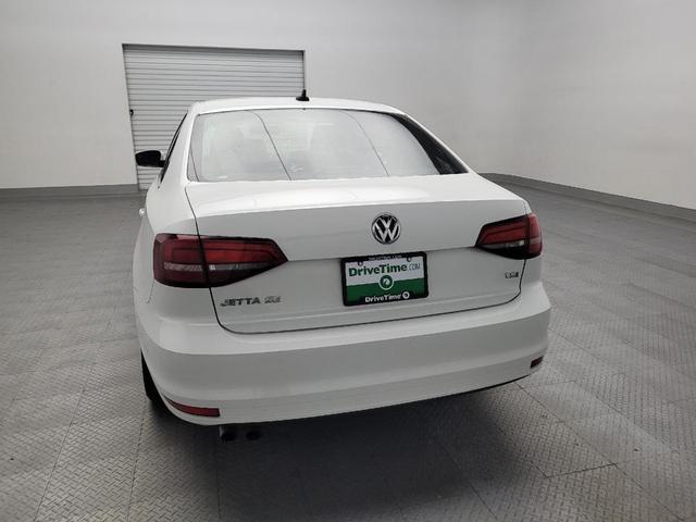 Photo of 2017 White Volkswagen Jetta
