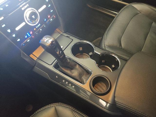Photo of 2017 Magnetic Metallic Ford Explorer