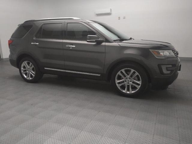 Photo of 2017 Magnetic Metallic Ford Explorer