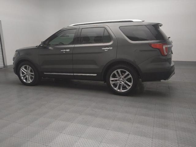 Photo of 2017 Magnetic Metallic Ford Explorer