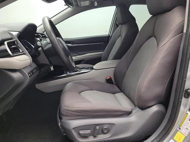 Photo of 2019 Celestial Silver Metallic Toyota Camry