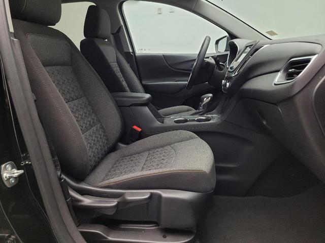 Photo of 2024 Mosaic Black Metallic Chevrolet Equinox