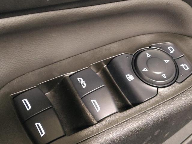 Photo of 2024 Mosaic Black Metallic Chevrolet Equinox