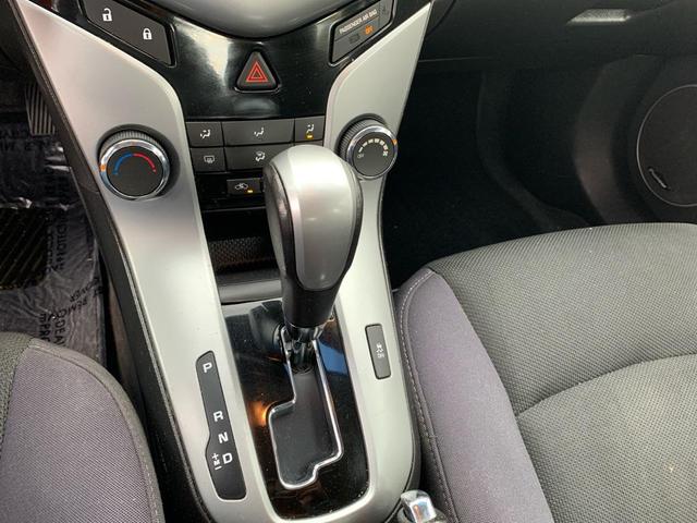 Photo of 2013 RED Chevrolet Cruze