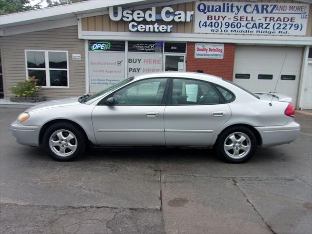 2005 Ford Taurus