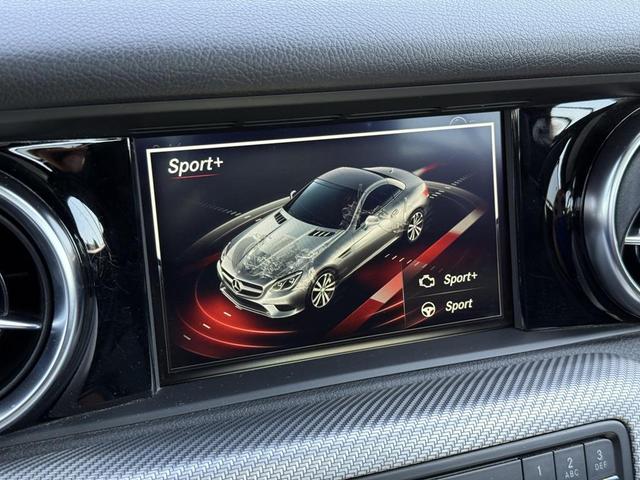 Photo of 2017 Red Mercedes-Benz AMG SLC 43