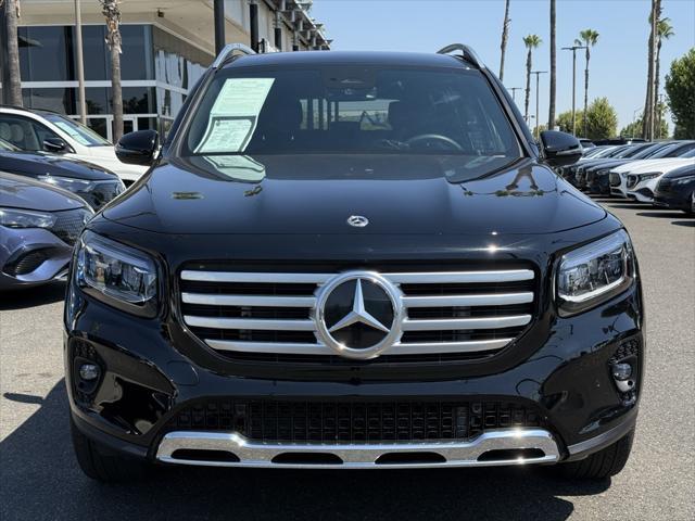 Photo of 2025 Night Black Mercedes-Benz GLB 250