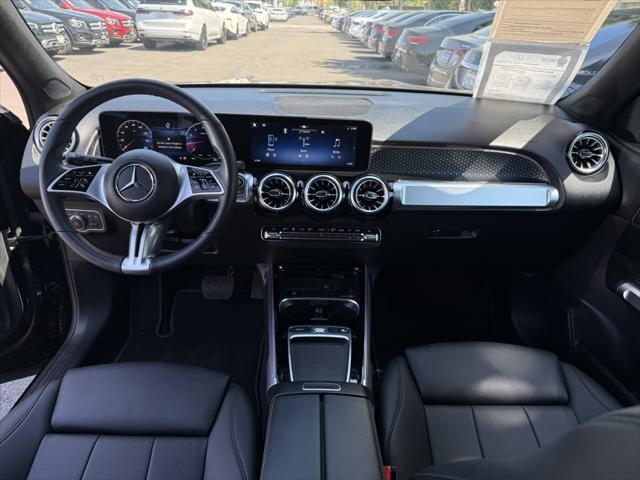 Photo of 2025 Night Black Mercedes-Benz GLB 250