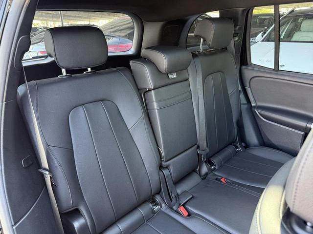 Photo of 2023 Black Mercedes-Benz GLB 250