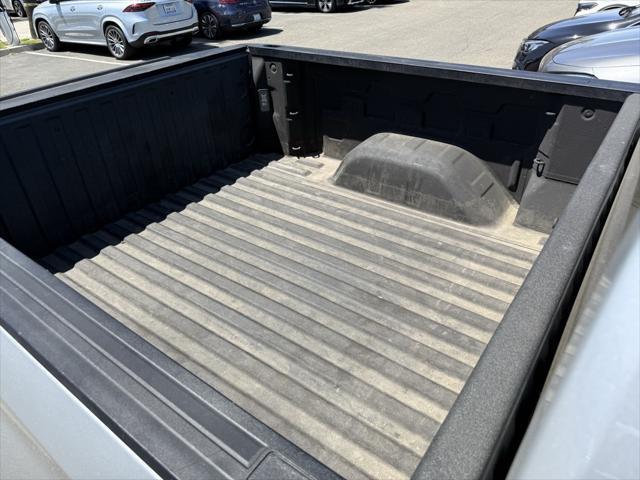 Photo of 2022 Silver Ice Metallic Chevrolet Silverado 1500