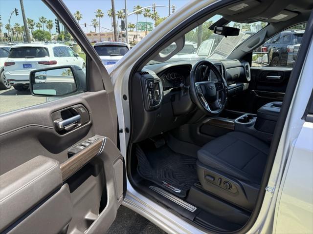 Photo of 2022 Silver Ice Metallic Chevrolet Silverado 1500