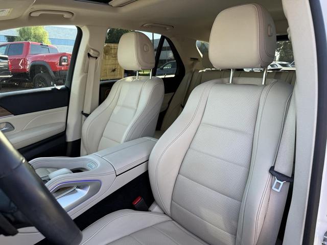Photo of 2022 Polar White Mercedes-Benz GLE 350