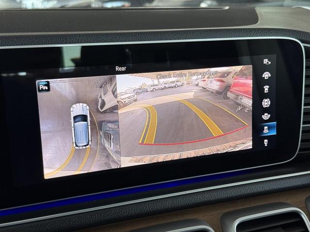 Photo of 2022 Polar White Mercedes-Benz GLE 350