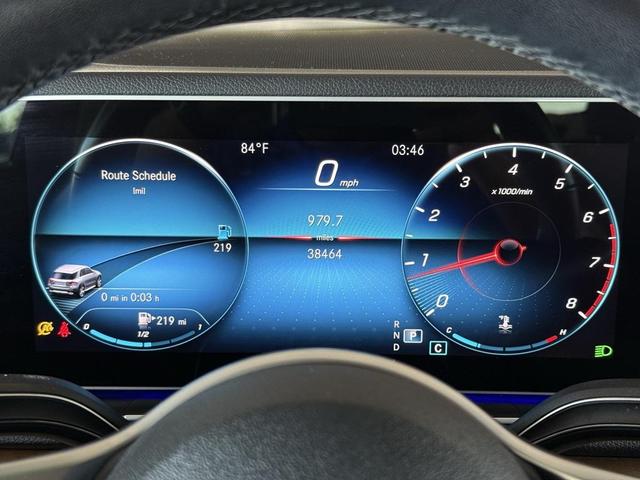 Photo of 2022 Polar White Mercedes-Benz GLE 350