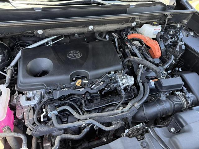 Photo of 2024 Magnetic Gray Metallic Toyota RAV4 Hybrid