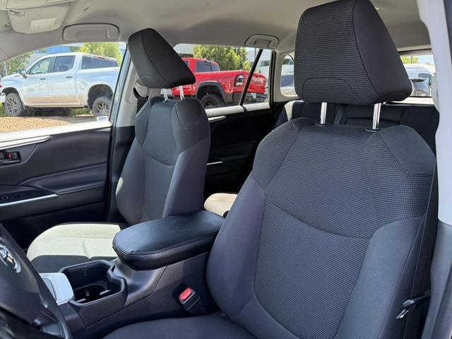 Photo of 2024 Magnetic Gray Metallic Toyota RAV4 Hybrid