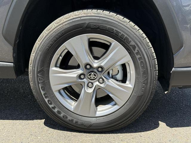 Photo of 2024 Magnetic Gray Metallic Toyota RAV4 Hybrid