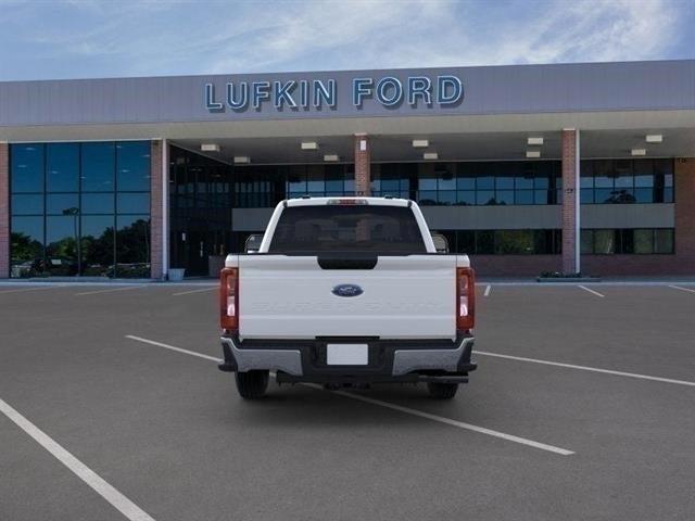 Photo of 2025 Oxford White Ford F-250